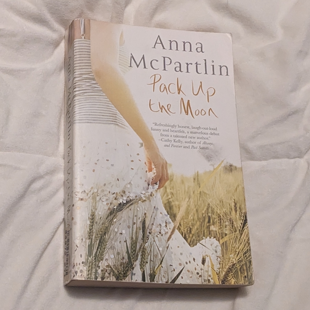 💥 Pack Up the Moon by Anna McPartlin